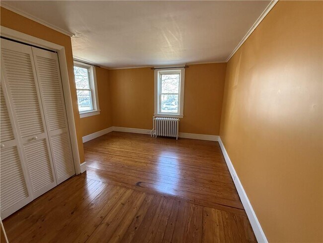 Building Photo - 1 Bartlett Ct