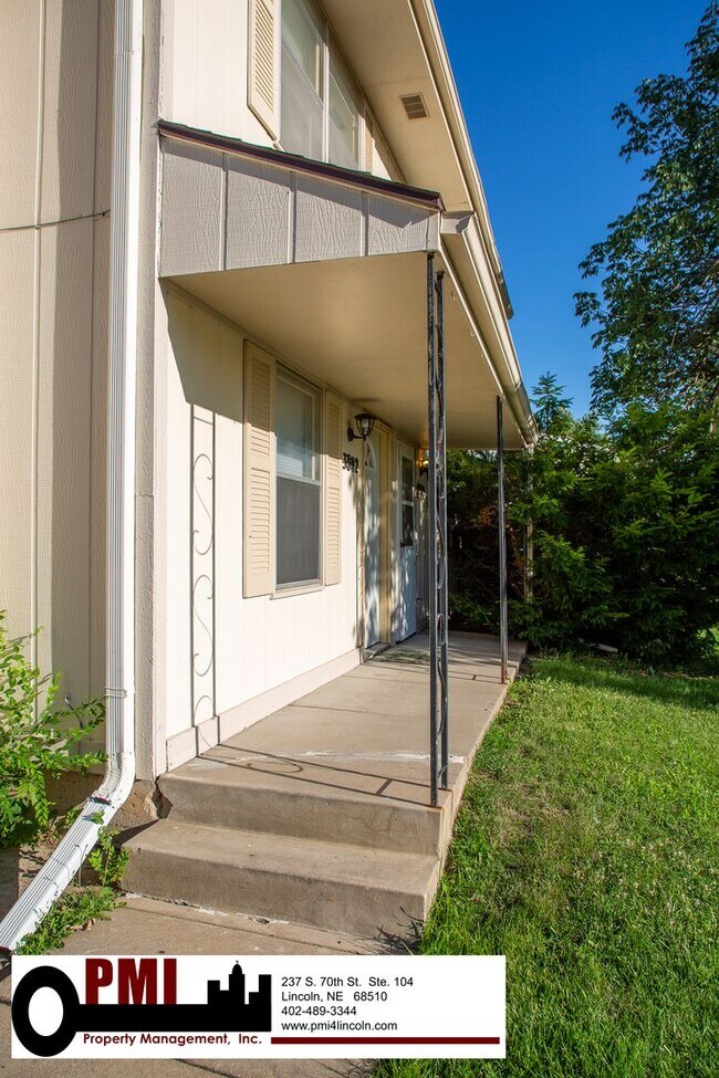 Building Photo - 3800/3802 Keith Cir