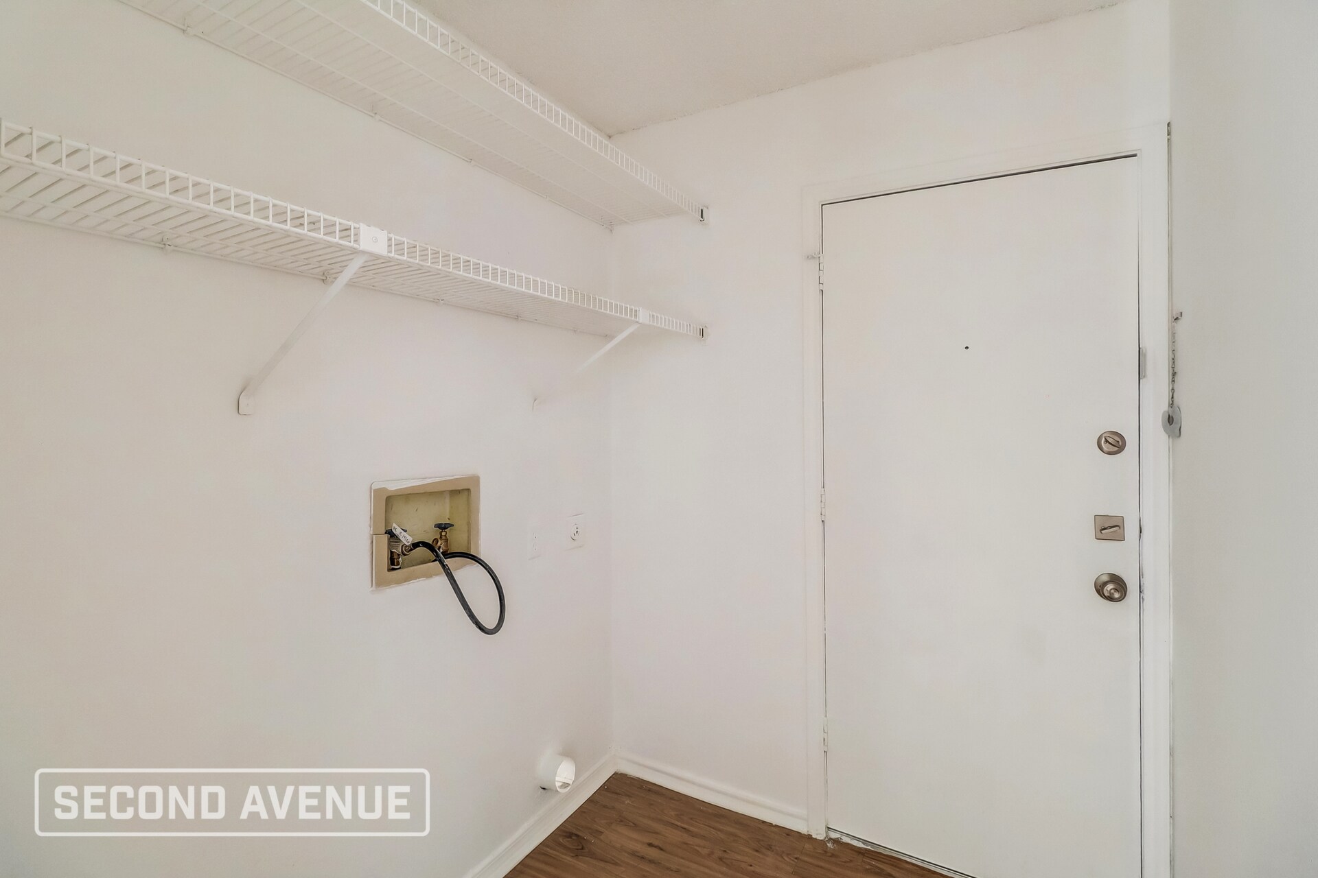 Building Photo - 8802 Briarwood Dr