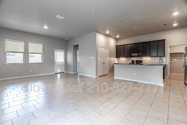 Building Photo - 12425 Belfort Point