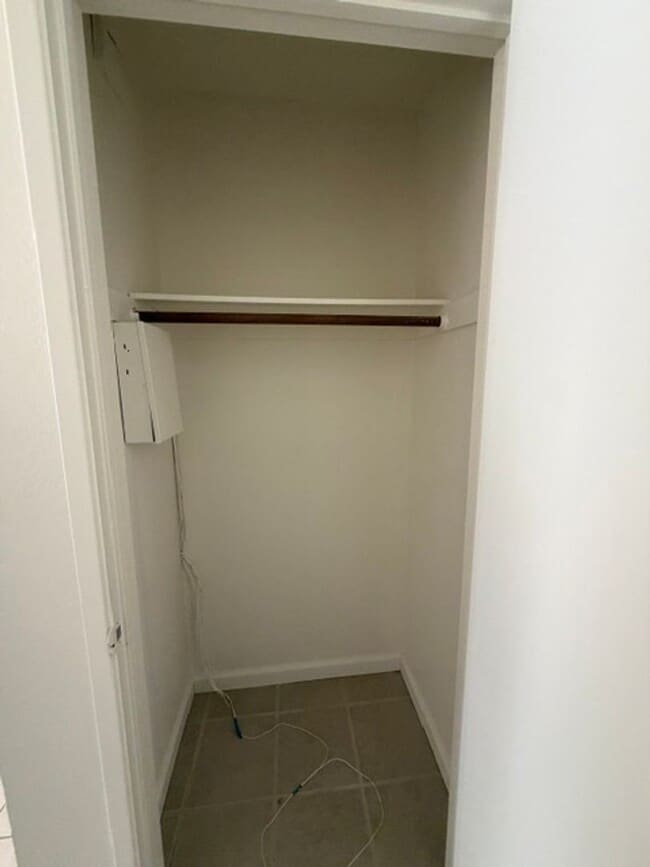 Building Photo - Beautiful 2 Bedroom and 2.5 Bathroom Condo $1,775.00