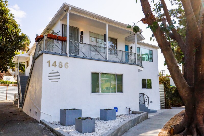 Building Photo - 1486 Silver Lake Blvd