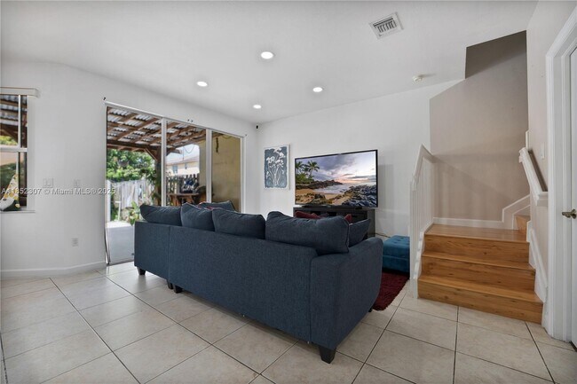 Building Photo - 10975 SW 246th St