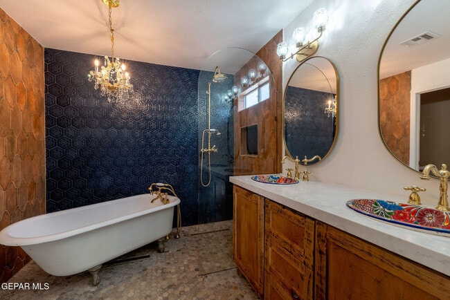 Building Photo - 7037 Luz De Espejo Dr