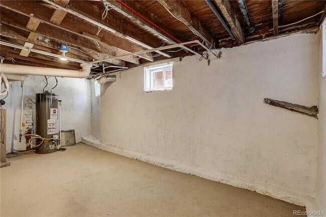 Building Photo - 2943 N York Ct