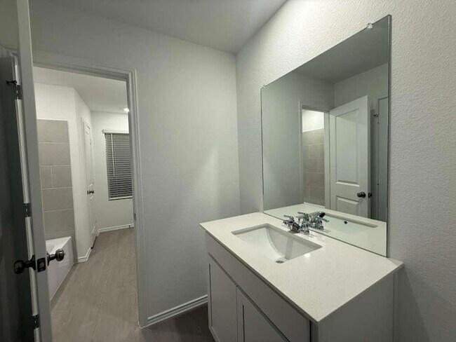 Building Photo - 17702 Sage Thrasher Dr