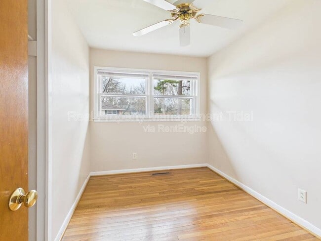 Building Photo - 47 Beaconsdale Ln