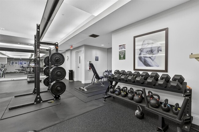 Building Photo - 610 Clematis St