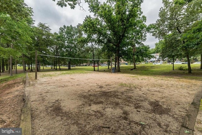 Building Photo - 7587 Margate Ct
