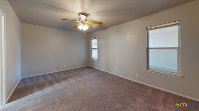 Building Photo - 3909 Bolivar Dr