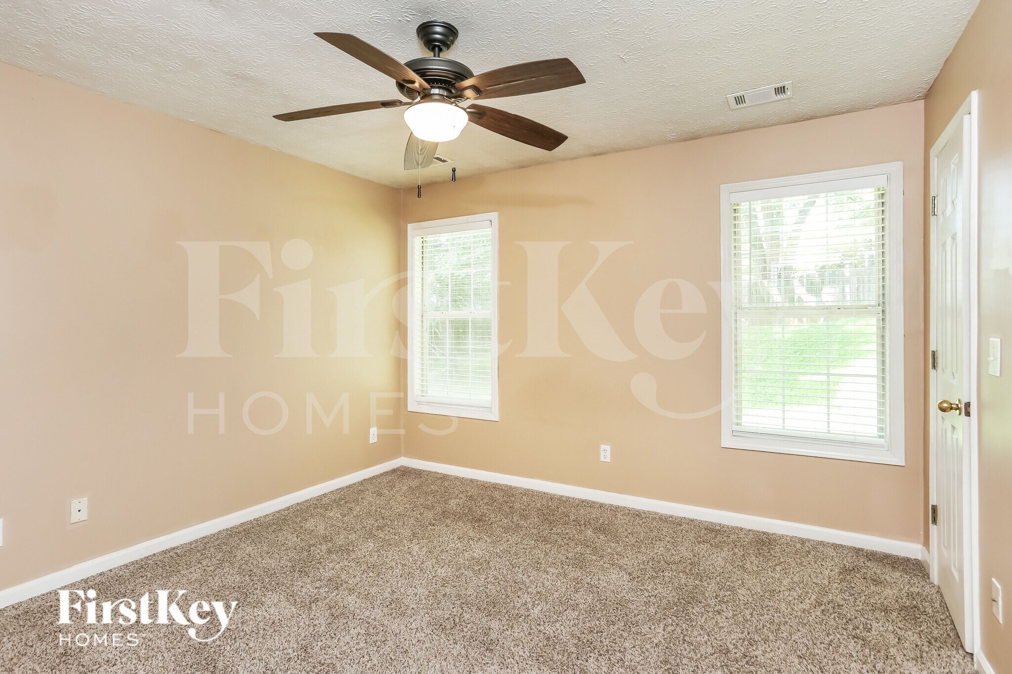Building Photo - 5082 Memory Ln