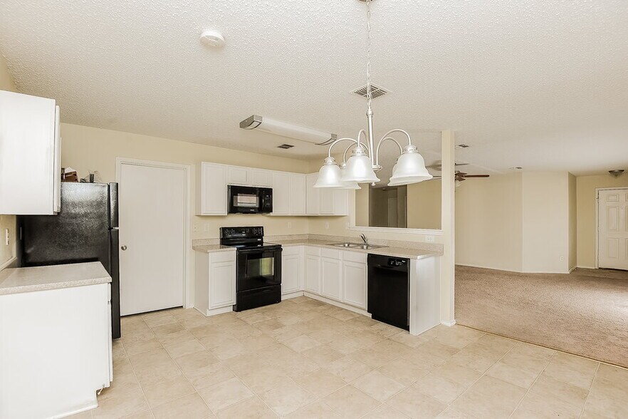Building Photo - 508 Nuffield Ln