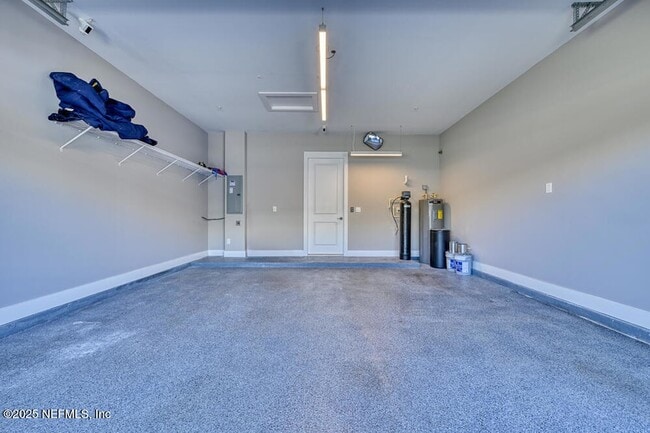 Building Photo - 2410 Beach Blvd