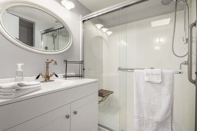 Building Photo - FURNISHED Scottsdale 2/bed/2bath Townhome ...