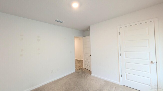 Building Photo - 10557 Queens Gate Cir