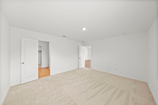 Building Photo - 1524 Twilight Grn Dr