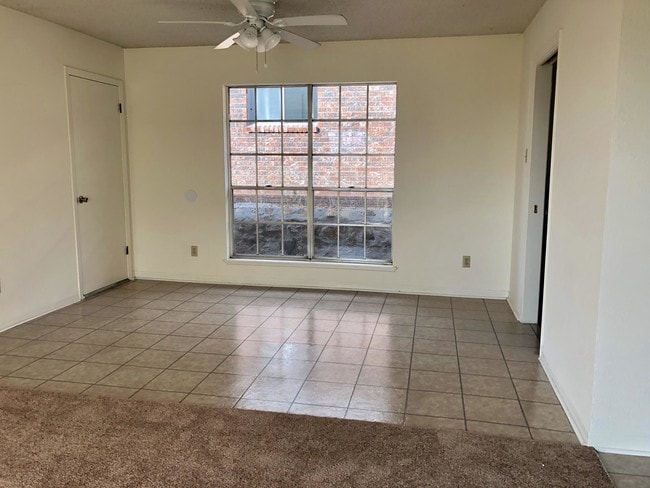 Building Photo - 7136 Orizaba Ave