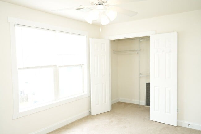 Building Photo - 306 Marquette Ct