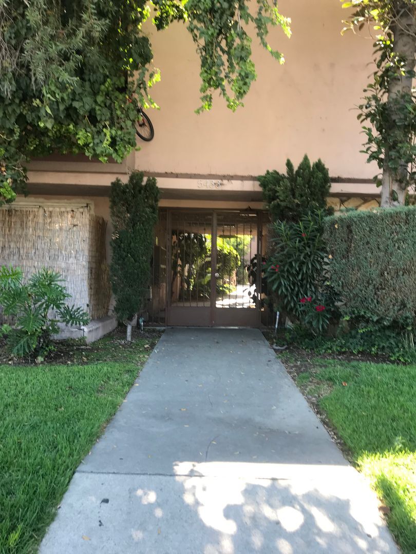 Building Photo - 5433 Sepulveda Blvd