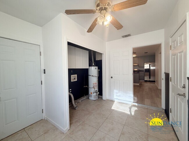 Building Photo - Beautifully Updated 3 Bedroom Home in Mary Esther, near Highway 98!