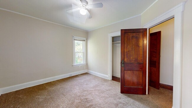 Building Photo - 1285 Cranford Ave