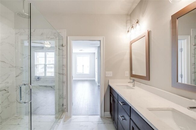 Building Photo - 4308 Parkside Pl