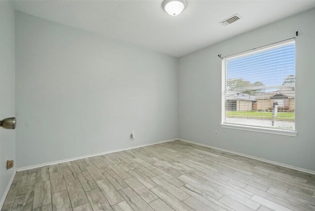 Building Photo - 14403 Wandering Wood Dr