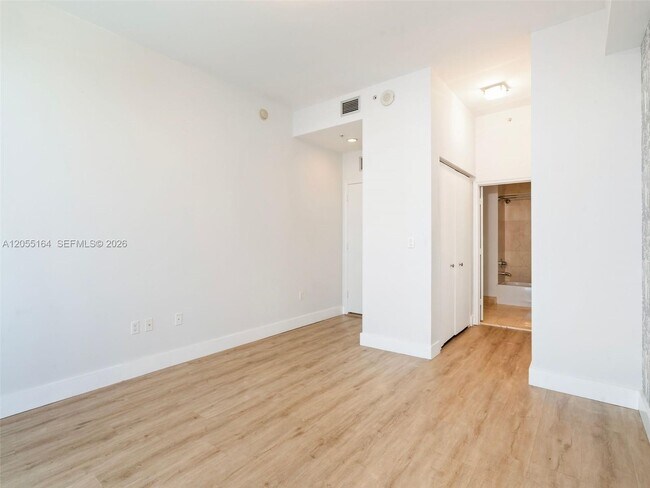 Building Photo - 7901 Hispanola Ave