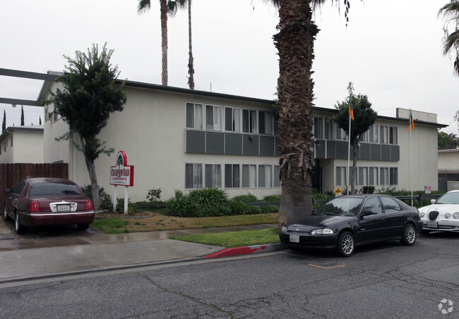 Building Photo - Champion Oaks Apartments