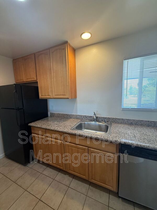 Building Photo - 409 Taylor St