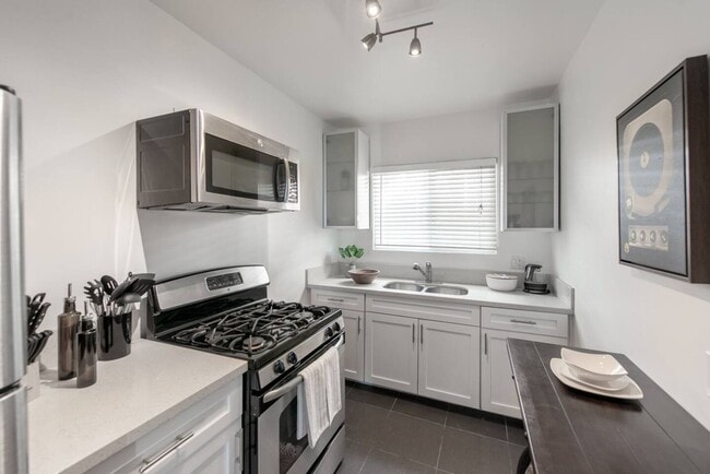 Interior Photo - The Sofia