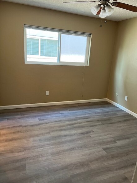 Building Photo - 239 G St