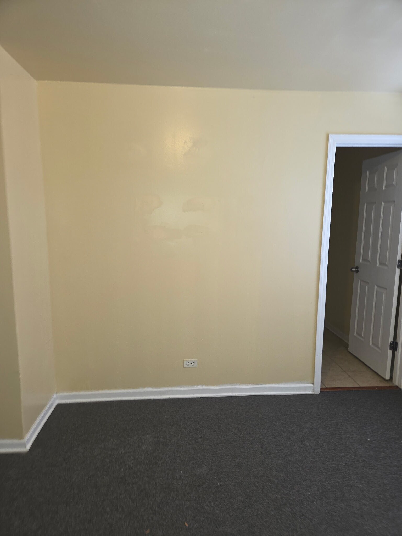 Building Photo - 6669 S Michigan Ave