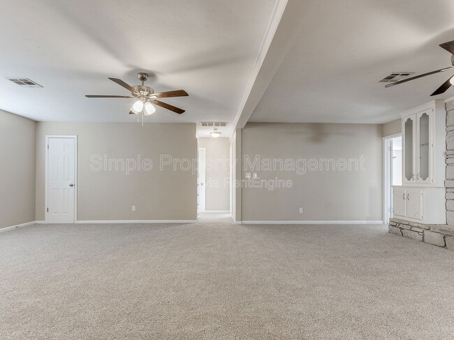 Building Photo - 921 Harrison St