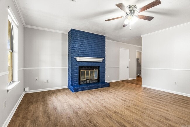 Building Photo - 19 Oak Forest Dr