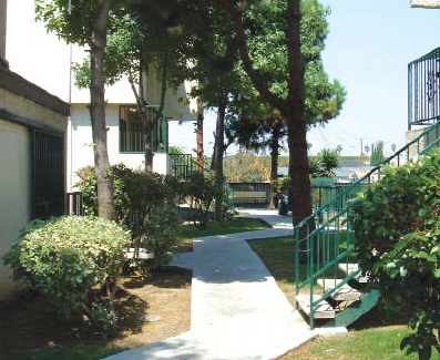 Building Photo - Evergreen Community