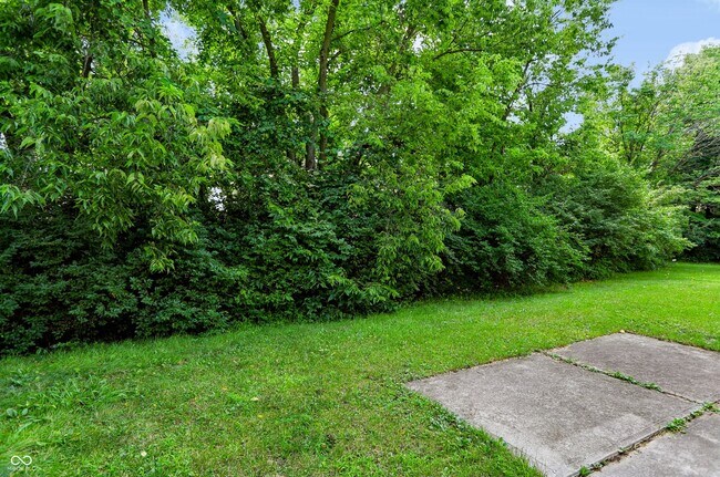 Building Photo - 5439 Lake Boggs St