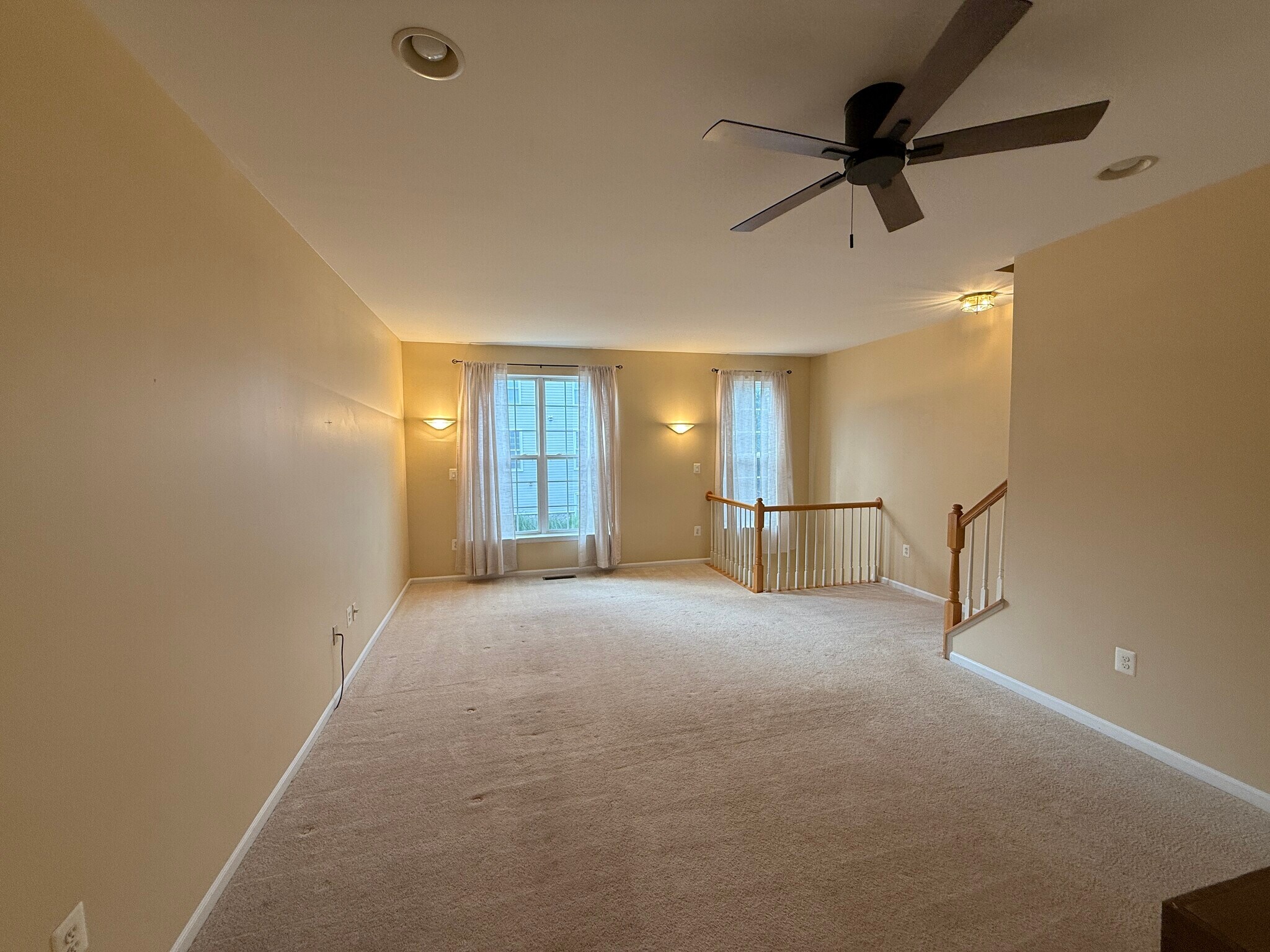 Building Photo - 5939 Kirkcaldy Ln