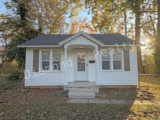 Primary Photo - Adorable 1 Bedroom Home Available Now!