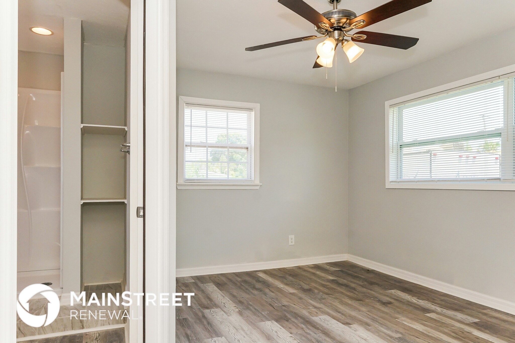 Building Photo - 165 Tiki Dr