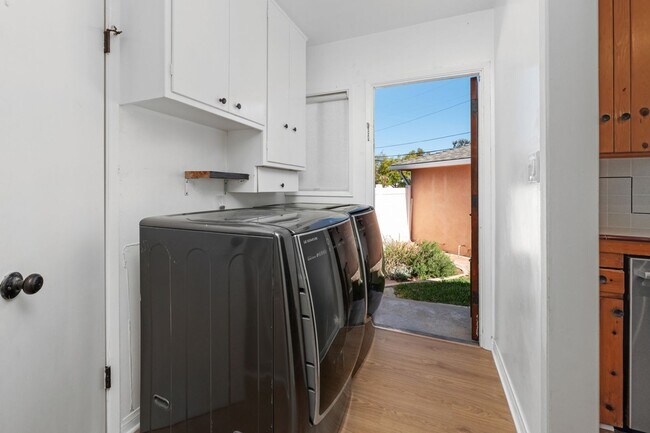 Building Photo - Beautiful 3BR Home with Solar, A/C, and Spacious Yard in San Diego