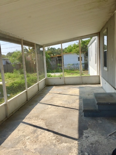 Building Photo - GORGEOUS REMODELED 2BR/1BA Mobile Home w/H...