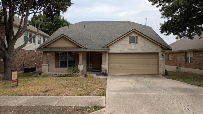 Building Photo - 833 Rusk Rd
