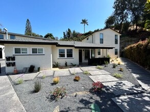 Building Photo - Newly Renovated 4 bed house!