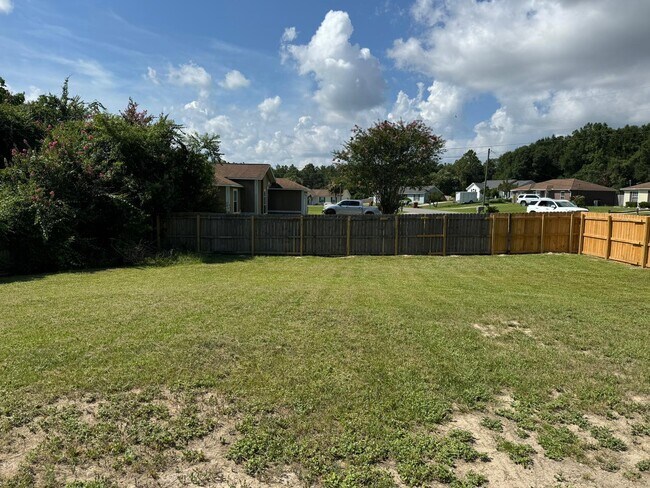 Building Photo - 2870 Aplin Rd