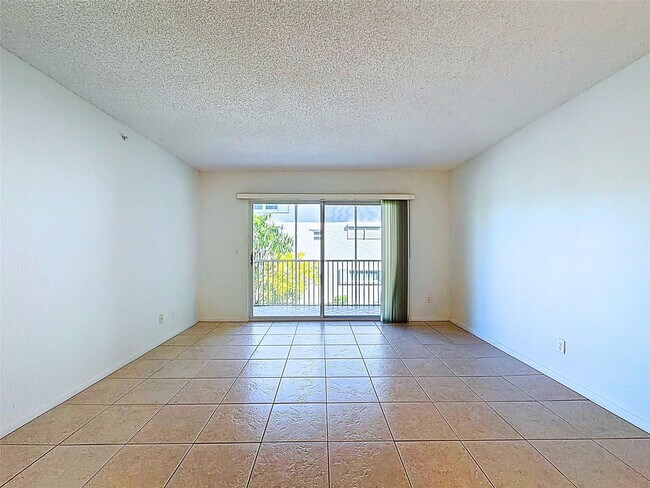 Building Photo - 4025 N Federal Hwy