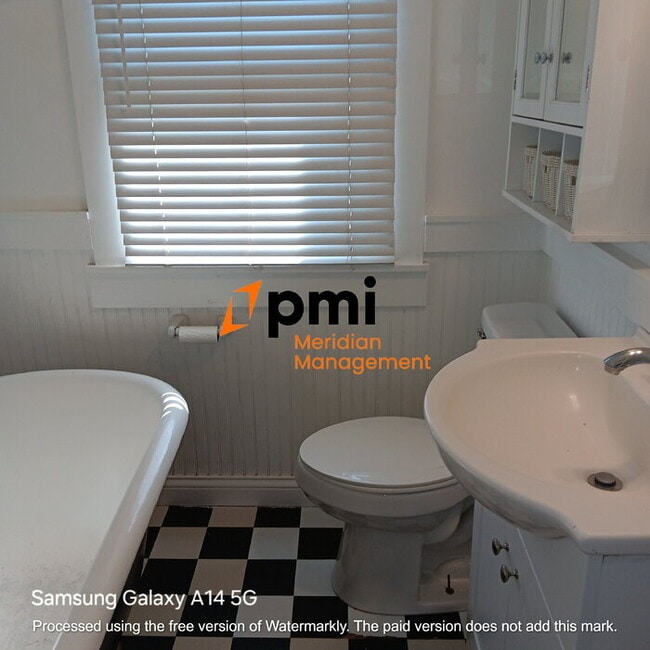 Building Photo - 5041 W 13th St