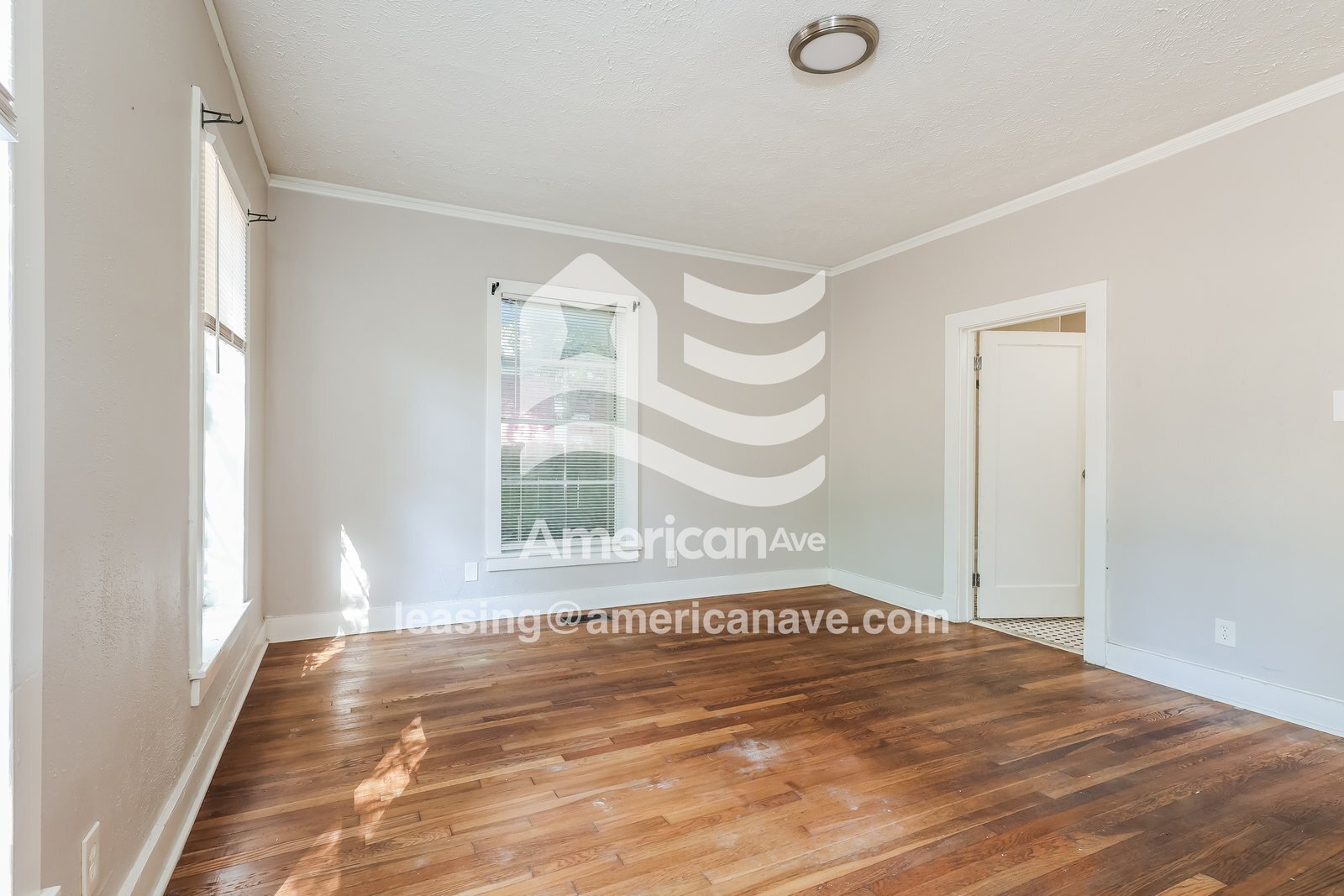 Building Photo - 465 E Ridgeway St