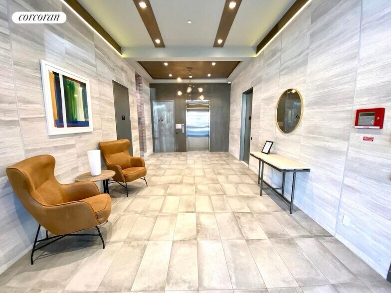 Building Photo - 322 Gates Ave