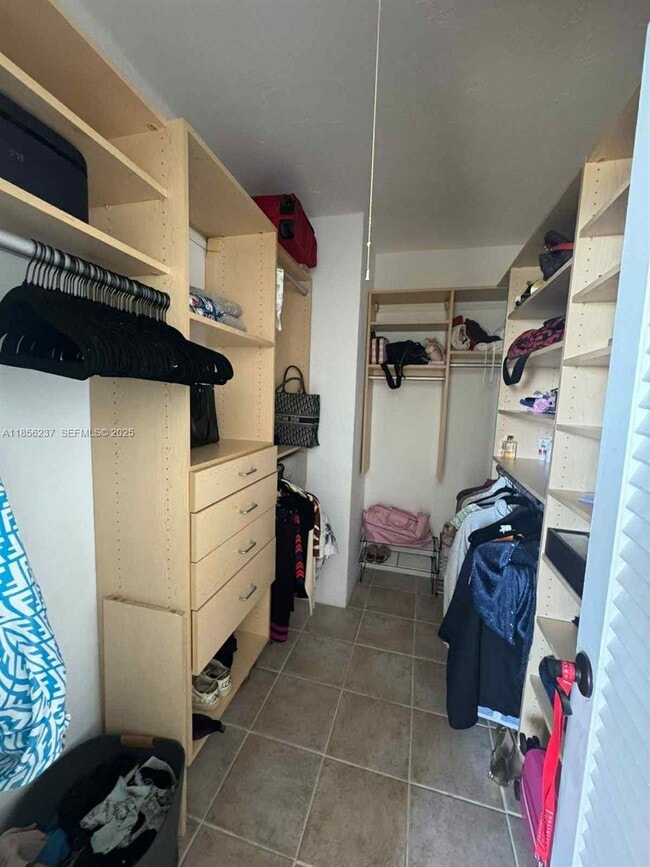 Building Photo - 10185 Collins Ave